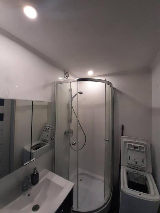 Appartement Urocze Mieszkanko 1,25 Km Do Morza Baltyckiego à Gdańsk Extérieur photo
